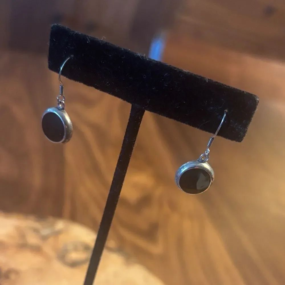 Sterlng Silver & Black Onyx Dangle earrings